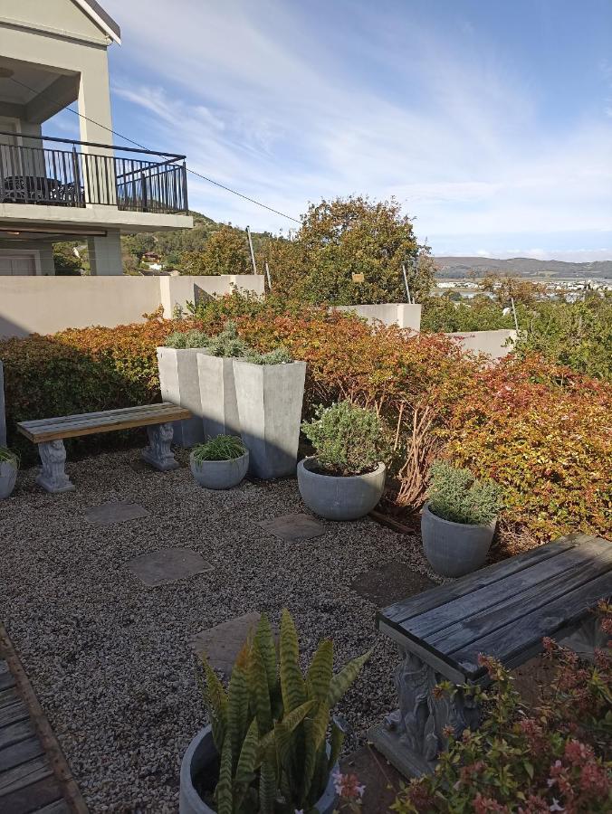 Fijnbos Guesthouse Knysna Exteriör bild